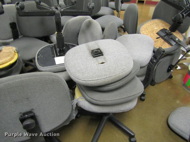 image for item BU9711 Approximately 70 office chairs