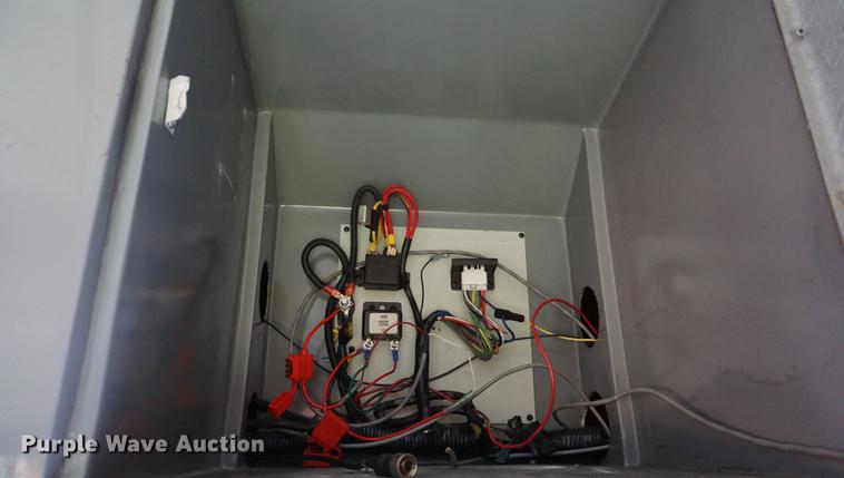 image for item DB6019 2006 Chevrolet Express 3500 Cargo bus