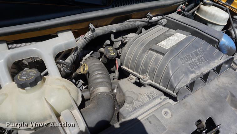 image for item DB6019 2006 Chevrolet Express 3500 Cargo bus