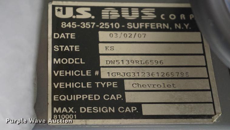 image for item DB6019 2006 Chevrolet Express 3500 Cargo bus