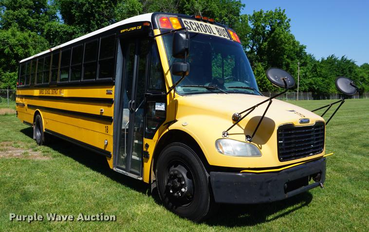 image for item DB6020 2006 Thomas B2 school bus