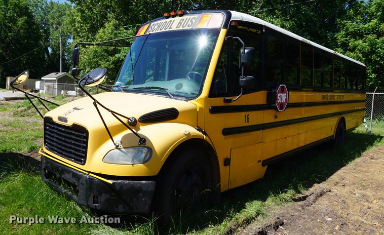 image for item DB6021 2006 Thomas B2 school bus