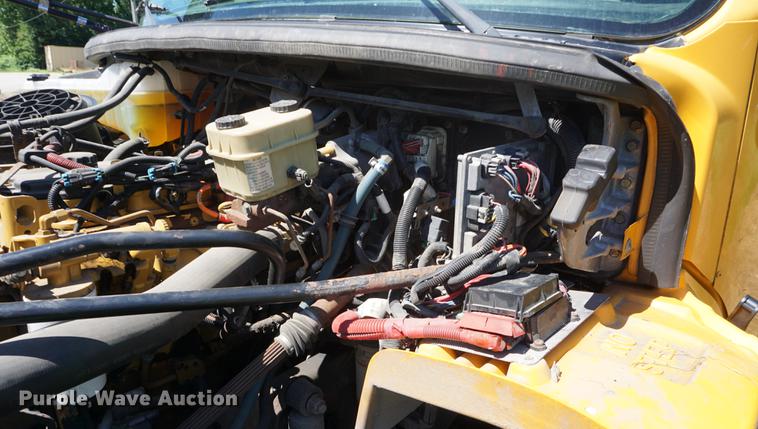 image for item DB6021 2006 Thomas B2 school bus