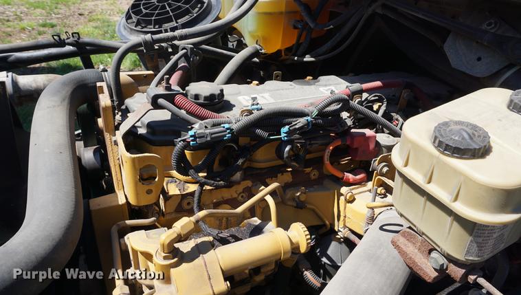 image for item DB6021 2006 Thomas B2 school bus