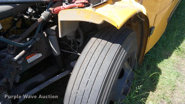 image for item DB6021 2006 Thomas B2 school bus