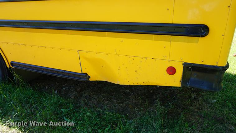 image for item DB6021 2006 Thomas B2 school bus