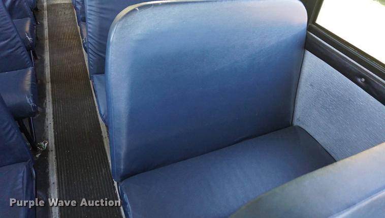 image for item DB6022 2006 Thomas B2 school bus