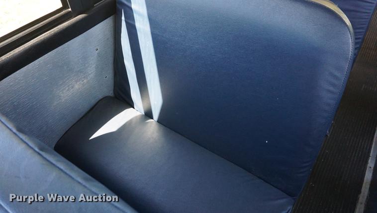 image for item DB6022 2006 Thomas B2 school bus