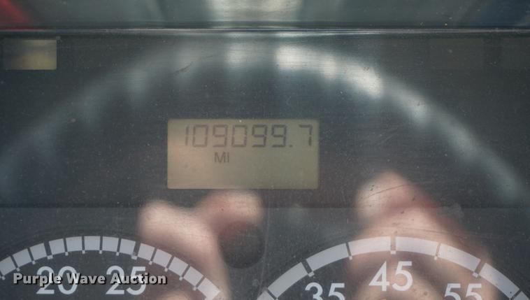 image for item DB6022 2006 Thomas B2 school bus