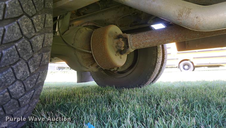 image for item DB6022 2006 Thomas B2 school bus