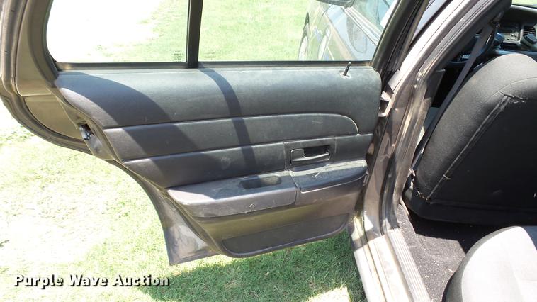 image for item DC4175 2009 Ford Crown Victoria Police Interceptor