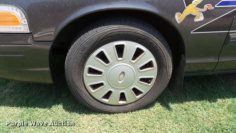 image for item DC4175 2009 Ford Crown Victoria Police Interceptor