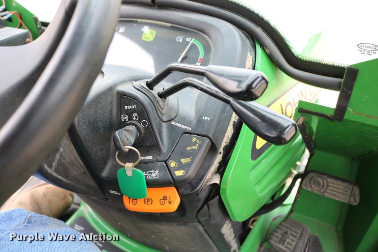 image for item DC7523 John Deere X729 Ultimate lawn mower