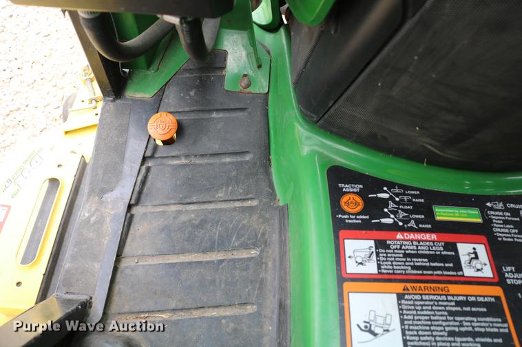 image for item DC7523 John Deere X729 Ultimate lawn mower