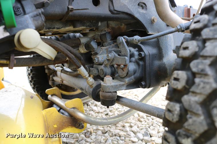 image for item DC7523 John Deere X729 Ultimate lawn mower