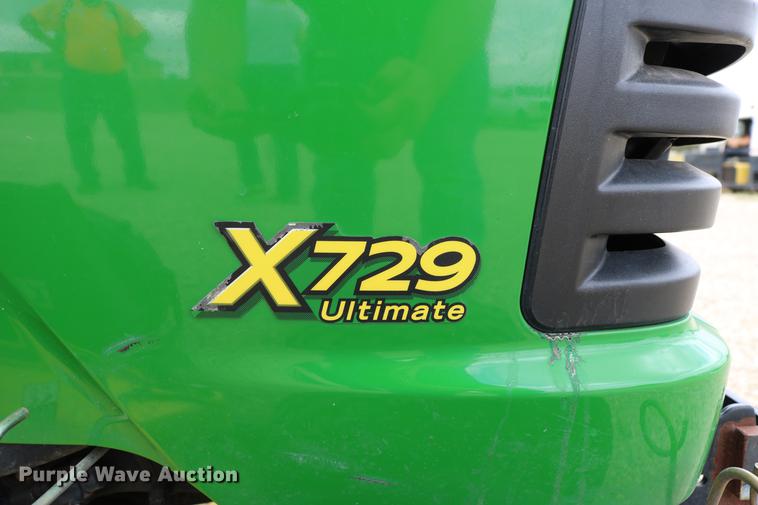 image for item DC7523 John Deere X729 Ultimate lawn mower