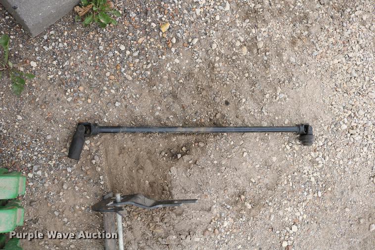 image for item DC7523 John Deere X729 Ultimate lawn mower