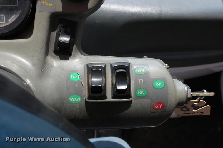 image for item DC7525 2001 Global Electric Motorcars E825 electric car