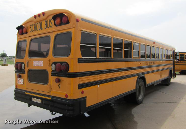 image for item DD5714 1995 Blue Bird TC2000 school bus