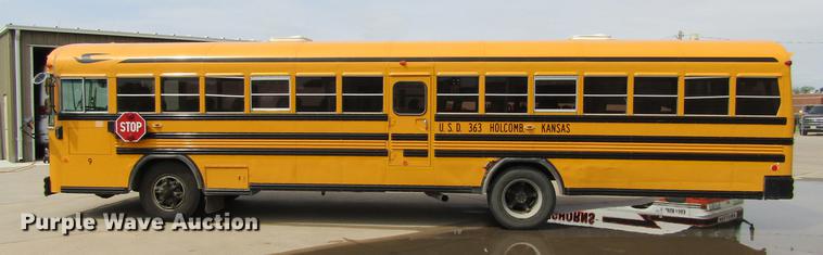 image for item DD5714 1995 Blue Bird TC2000 school bus