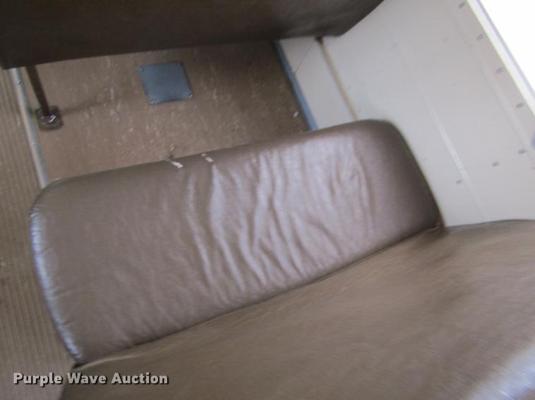 image for item DD5714 1995 Blue Bird TC2000 school bus