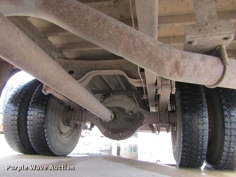 image for item DD5714 1995 Blue Bird TC2000 school bus