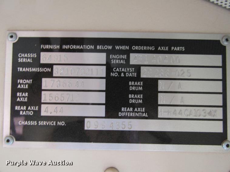 image for item DD5714 1995 Blue Bird TC2000 school bus