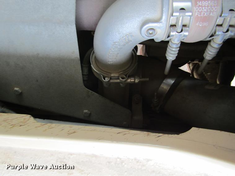 image for item DD5715 1997 Blue Bird All American school bus