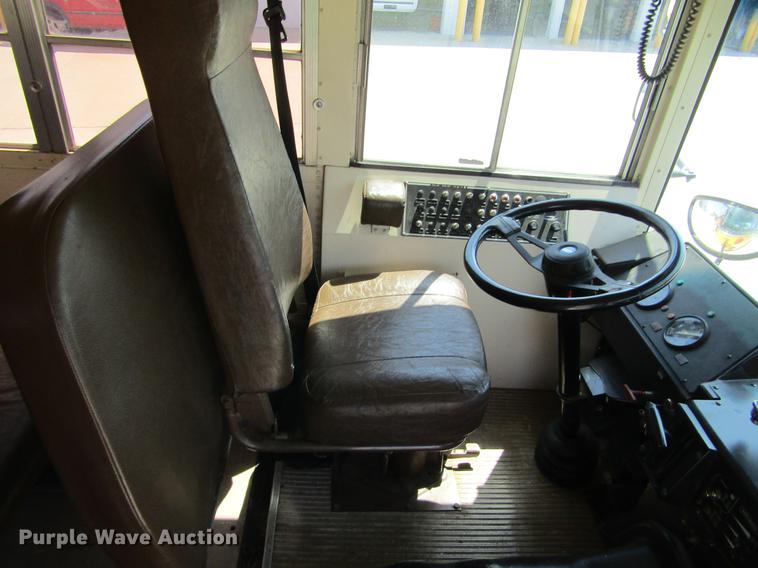 image for item DD5727 1993 Blue Bird TC2000 school bus