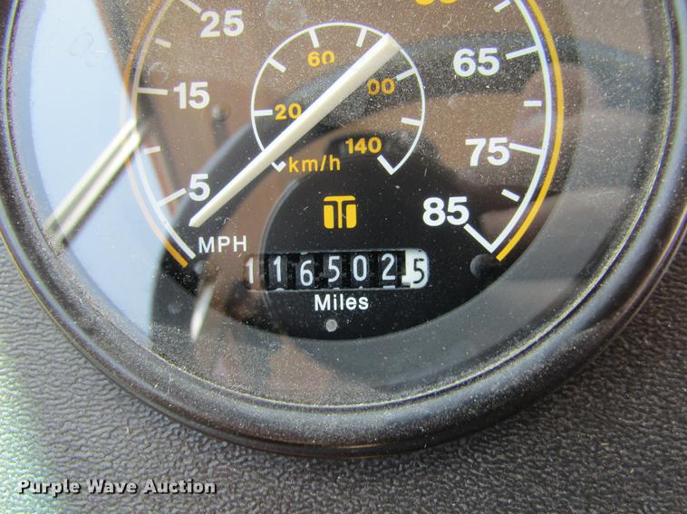 image for item DD5727 1993 Blue Bird TC2000 school bus