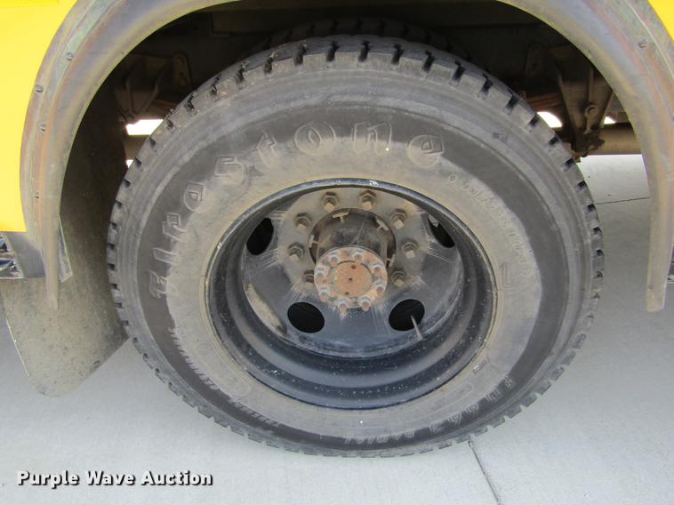 image for item DD5727 1993 Blue Bird TC2000 school bus