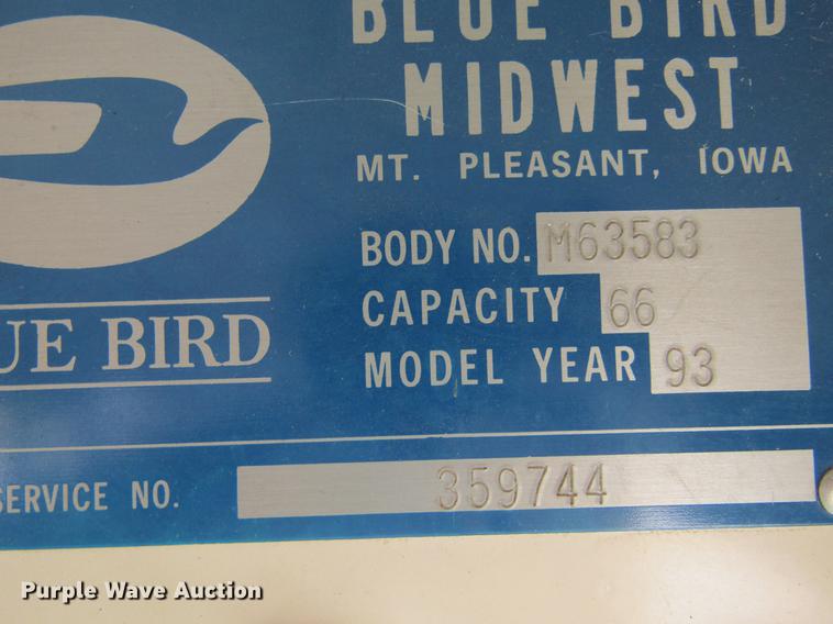 image for item DD5727 1993 Blue Bird TC2000 school bus