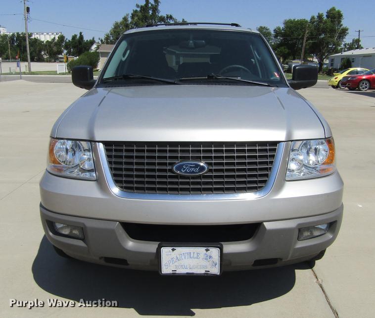 image for item DD5728 2003 Ford Expedition XLT SUV