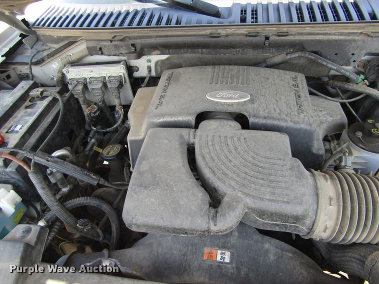 image for item DD5728 2003 Ford Expedition XLT SUV