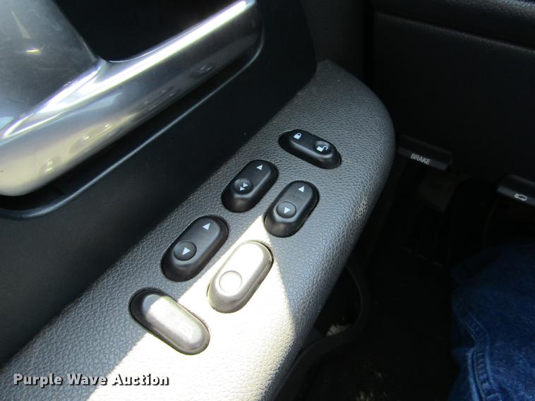 image for item DD5728 2003 Ford Expedition XLT SUV