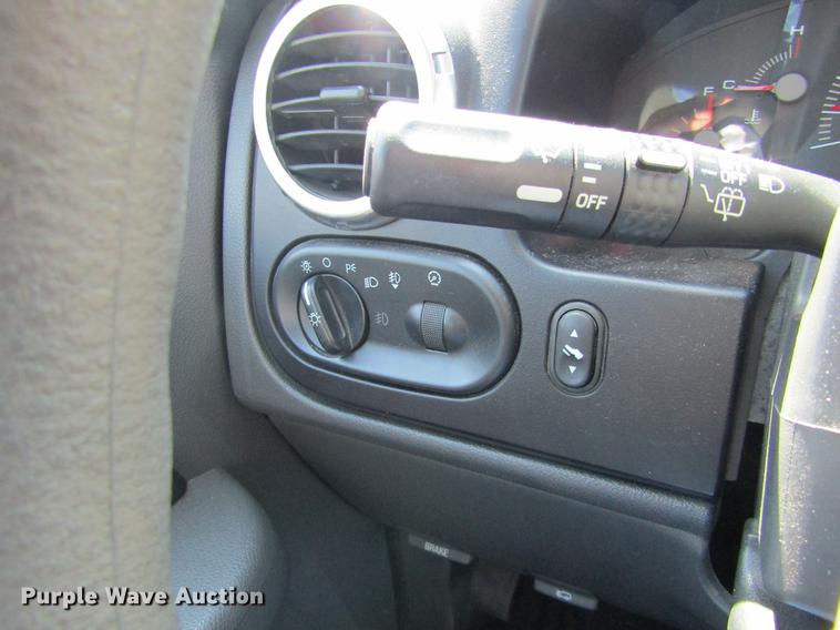 image for item DD5728 2003 Ford Expedition XLT SUV