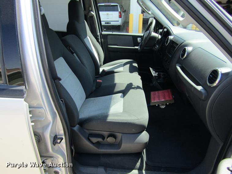 image for item DD5728 2003 Ford Expedition XLT SUV