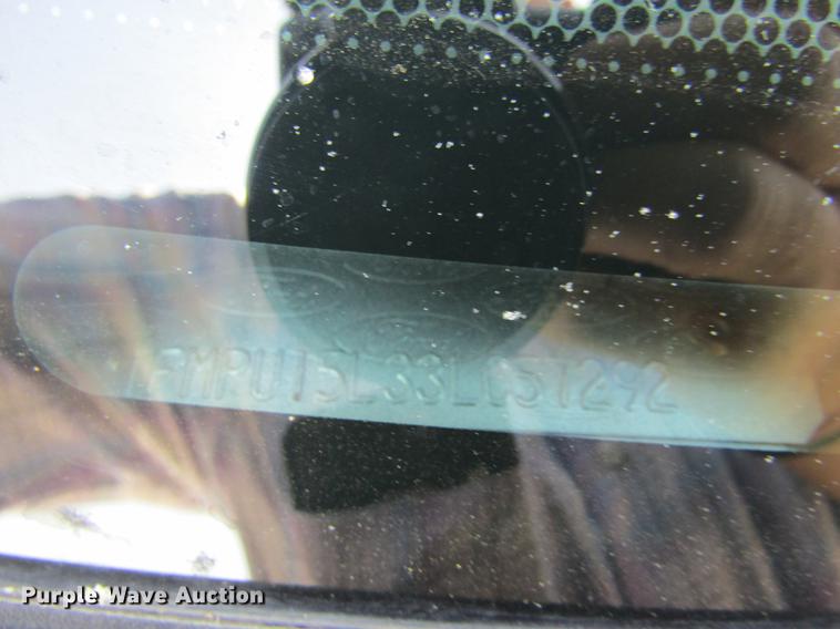 image for item DD5728 2003 Ford Expedition XLT SUV