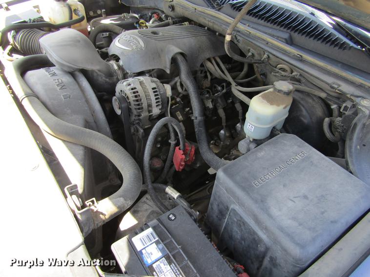 image for item DD5729 2001 Chevrolet Suburban C1500 SUV