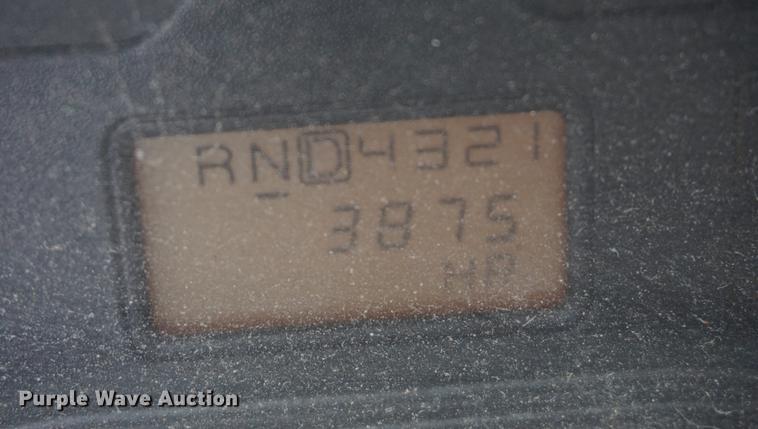 image for item DD7680 2002 International 7400 dump truck