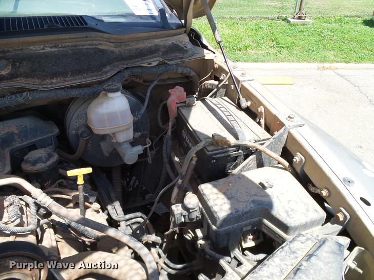 image for item DD8184 2004 Dodge Ram 1500 Quad Cab pickup truck