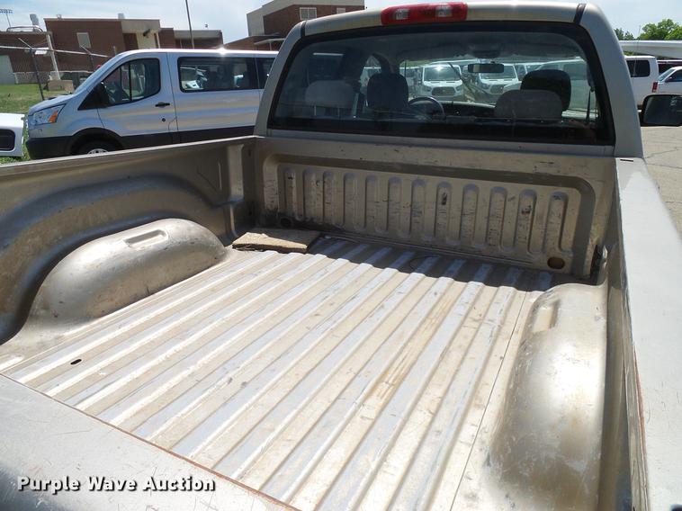 image for item DD8184 2004 Dodge Ram 1500 Quad Cab pickup truck