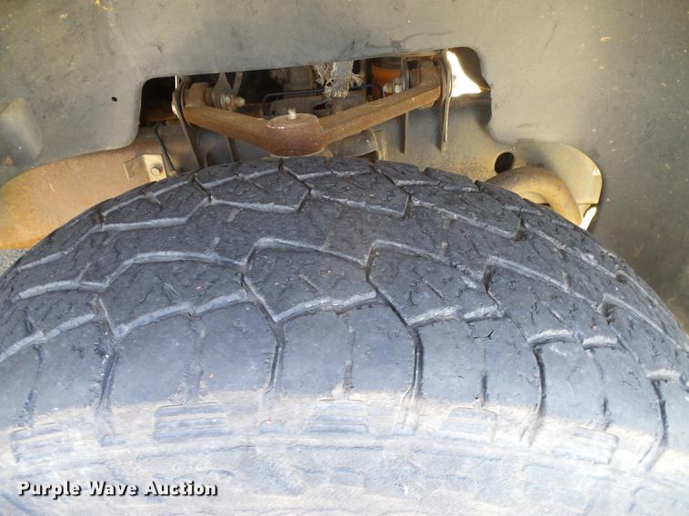 image for item DD8184 2004 Dodge Ram 1500 Quad Cab pickup truck