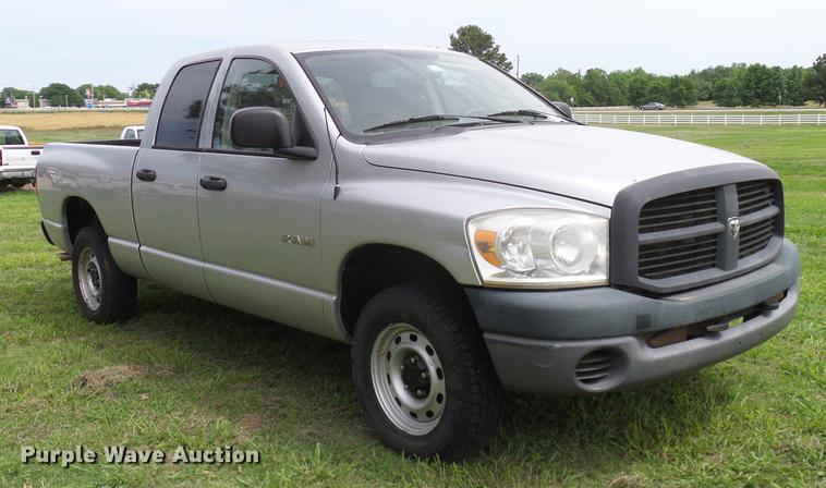 image for item DD8214 2008 Dodge Ram 1500 Quad Cab pickup truck