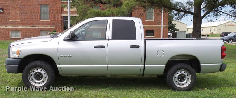 image for item DD8214 2008 Dodge Ram 1500 Quad Cab pickup truck