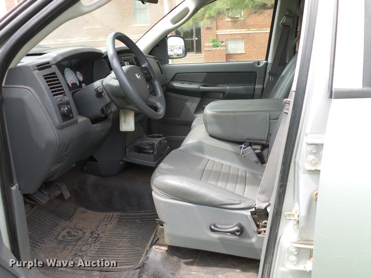 image for item DD8214 2008 Dodge Ram 1500 Quad Cab pickup truck