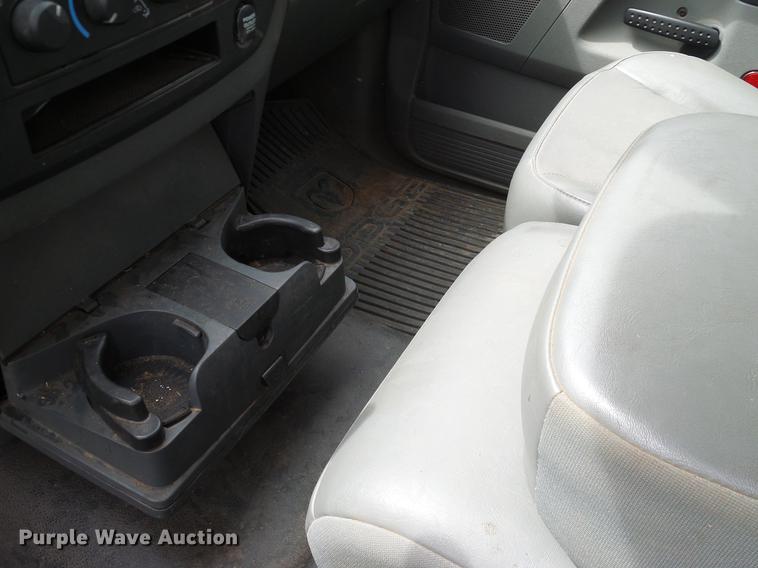 image for item DD8214 2008 Dodge Ram 1500 Quad Cab pickup truck