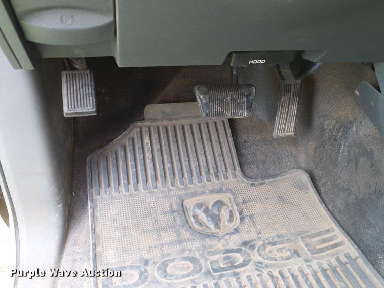 image for item DD8214 2008 Dodge Ram 1500 Quad Cab pickup truck