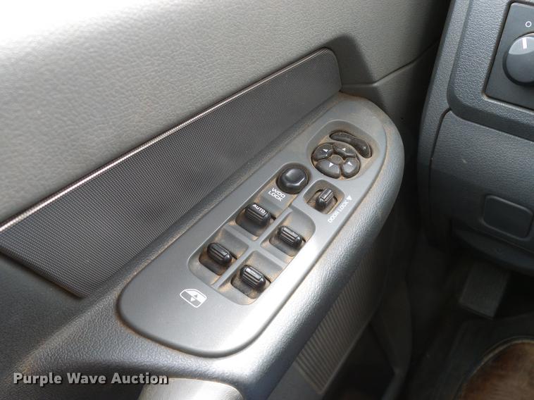 image for item DD8214 2008 Dodge Ram 1500 Quad Cab pickup truck