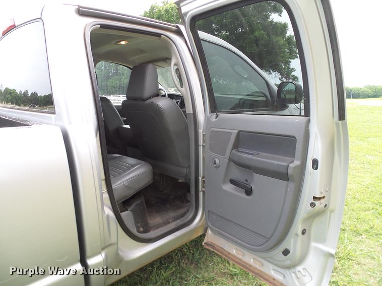 image for item DD8214 2008 Dodge Ram 1500 Quad Cab pickup truck
